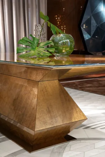 gallery-Diamante Table